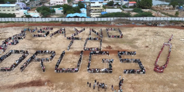 போதைக்கு எதிராக நாகையில் அதிர வைத்த 3,000 கல்லூரி மாணவர்கள்!  வானில் இருந்து ட்ரோன் பார்வை