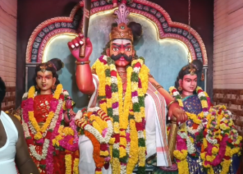 நாகை ஸ்ரீ அசகண்ட வீரன் கோயில் ஆடி திருவிழா பக்தர்களுக்கு அள்ள அள்ளக் குறையாத அசைவ விருந்து