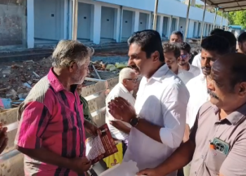 நாகர்கோவில் பேருந்து நிலையத்தில் TVKஅரசின் 100-நாள் சாதனை விளக்க துண்டு பிரசுரம் மக்களுக்கும் வினியோகம்