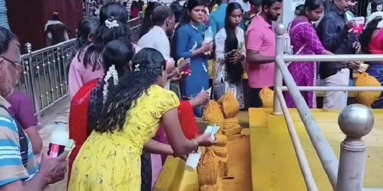 மயிலாடுதுறையில் ஒரே நேரத்தில் பல கலைகளை 60 நிமிடத்தில் செய்த International World Record Chronicles பதிவு