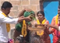 திருக்கடையூர் கோவிலில் நடிகர் சமுத்திரக்கனி உறவினர் நிகழ்வில் பங்கேற்று சாமி தரிசனம்