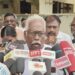 மயிலாடுதுறையில் தவெக, திமுகவினர் போராட்டம். தவெகவினர் போராட்டம் நடத்திய இடத்தில் சாலைமறியல் போராட்டம்