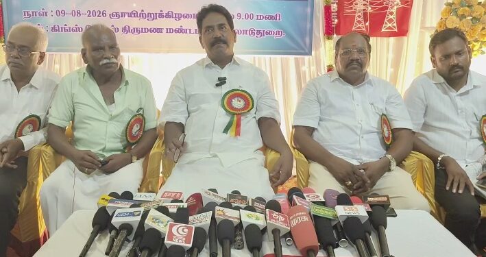 மின்வாரியத்தில் காலிப்பணியிடங்கள் நிரப்ப TVK தேர்தல் வாக்குறுதி அறிவிக்கப்பட்டநிலை தொழிலாளர்களின் பணி கேள்விக்குறி