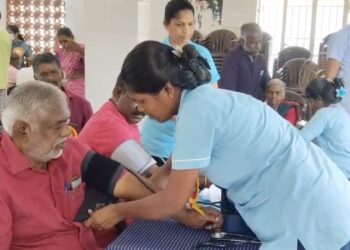வளவனூரில் இலவச கண் பரிசோதனை முகாம்: ஆயிரக்கணக்கானோர் பயன் பெற்றனர் 