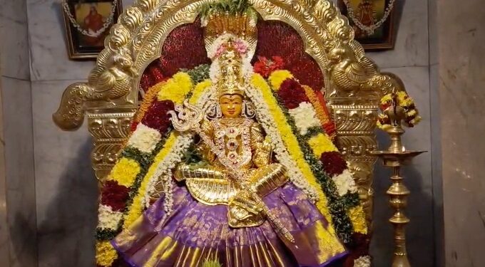 விழுப்புரத்தில் ஆடிப்பூர கஞ்சி வார்த்தல் & பாலாபிஷேக விழா