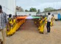 திருவாரூரில் 80வது சுதந்திர தினத்தை முன்னிட்டு 80 மீட்டர் நீளமுள்ள மூவர்ண கொடி தேசப்பற்று குறித்து விழிப்புணர்வு 