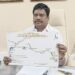 மயிலாடுதுறை மாவட்டத்தில் காலி குடங்களுடன் குடிநீருக்காக அலையும் பொதுமக்கள் பற்றி ஒரு செய்தி தொகுப்பு