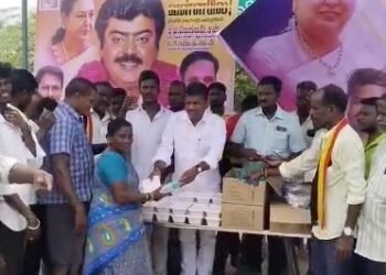 தலைமைஆசிரியர் திட்டியதால், +2 மாணவி தற்கொலை முயற்சி விவகாரம், 3 ஆசிரியர் பணியிடமாற்றம்