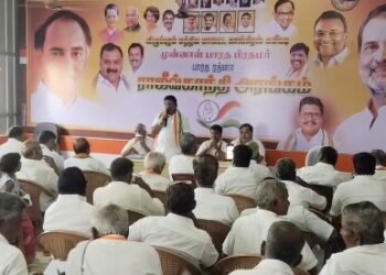 தலைமைஆசிரியர் திட்டியதால், +2 மாணவி தற்கொலை முயற்சி விவகாரம், 3 ஆசிரியர் பணியிடமாற்றம்
