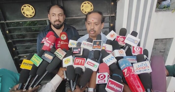 சட்டமன்றத்தில் இடைநிலை பட்டதாரி ஆசிரியர்கள் அனைவரும் பணியில் தொடர கட்டாயம் தகுதி தேர்வில் தேர்ச்சி என தீர்ப்பு