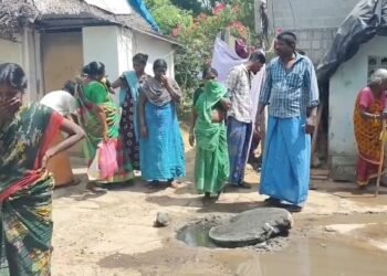 சட்டமன்றத்தில் இடைநிலை பட்டதாரி ஆசிரியர்கள் அனைவரும் பணியில் தொடர கட்டாயம் தகுதி தேர்வில் தேர்ச்சி என தீர்ப்பு
