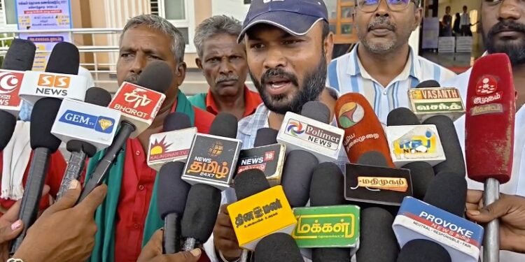 தரங்கம்பாடி துணை சார்பதிவாளர் அலுவலகத்தில் லஞ்ச ஒழிப்பு போலீஸ் திடீர் சோதனை – 49,445 பறிமுதல்