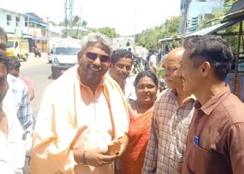 தரங்கம்பாடி துணை சார்பதிவாளர் அலுவலகத்தில் லஞ்ச ஒழிப்பு போலீஸ் திடீர் சோதனை – 49,445 பறிமுதல்