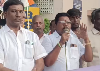 சிறு தொழில் நிறுவன உரிமையாளர்கள் மின்வாரிய அலுவலகத்தை முற்றுகையிட்டு போராட்டம்