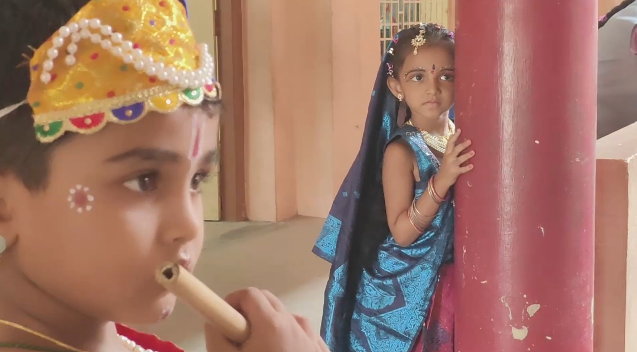சிறு தொழில் நிறுவன உரிமையாளர்கள் மின்வாரிய அலுவலகத்தை முற்றுகையிட்டு போராட்டம்