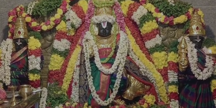விழுப்புரத்தில் கோகுலாஷ்டமியை முன்னிட்டு ஸ்ரீ கோகுலகிருஷ்ணன் ஆலயத்தில் கிருஷ்ண ஜெயந்தி உறியடி திருவிழா