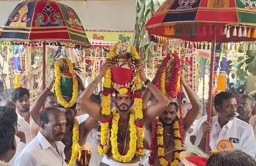 செங்கல்பட்டு பாலாற்று மேம்பாலத்தில் நடுவில் கார் தீப்பிடித்து எறிந்தது. கடும் போக்குவரத்து நெரிசல்