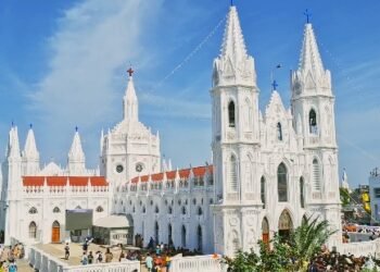 வேளாங்கண்ணி புனித ஆரோக்கிய மாதா பேராலய ஆண்டு பெருவிழா இன்று மாலை கொடியேற்றம்