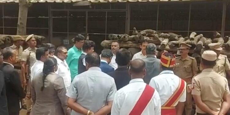 வாணியம்பாடி ஒருங்கிணைந்த நீதிமன்ற வளாக கட்டிடம் அமைவது குறித்து நீதிபதி பாலாஜி ஆய்வு