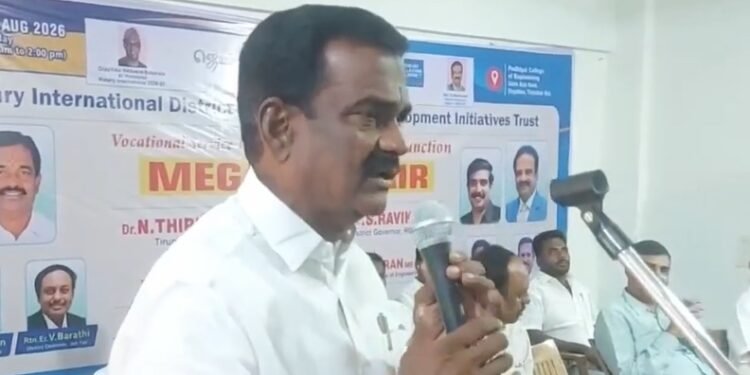 தனியார் வேலை வாய்ப்பு முகாமில் திருப்பத்தூர் சட்டமன்ற உறுப்பினர் இளைஞர்கள் மத்தியில் ஊக்க உரை