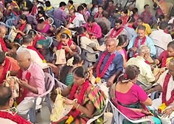 கொளத்தூரில் 150-க்கும் மேற்பட்ட தம்பதியர் பங்கேற்ற மனைவி நல வேட்பு விழா