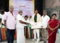 திடீரென்று பெய்த மழை காரணமாக நெல் மூட்டைகள், மழையில் நனைந்து சேதம்விவசாயிகள் வேதனை