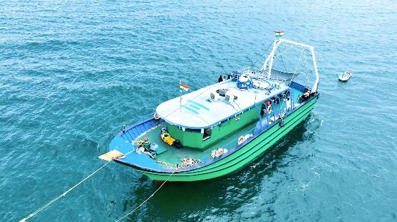 திடீரென்று பெய்த மழை காரணமாக நெல் மூட்டைகள், மழையில் நனைந்து சேதம்விவசாயிகள் வேதனை