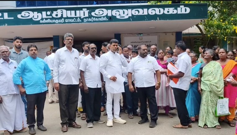 ஜப்பானில் Sendai மாநிலத்தில் ஹிரோசே நதிக்கு ஆர்த்தி செய்து வழிபாடு