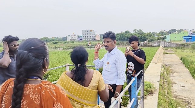 வடபட்டினம் நண்பர்களே பார்ப்பதற்காக சென்ற வாலிபர் பைக் மோதி உயிரிழப்பு