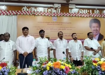 விவாகரத்து பெற்று தரக்கோரி சென்றநிலையில்,வழக்கறிஞர்கள் கொலைமிரட்டல்,பாதிக்கப்பட்ட நபர் குற்றச்சாட்டு