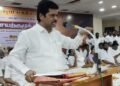 விவாகரத்து பெற்று தரக்கோரி சென்றநிலையில்,வழக்கறிஞர்கள் கொலைமிரட்டல்,பாதிக்கப்பட்ட நபர் குற்றச்சாட்டு