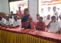 விவாகரத்து பெற்று தரக்கோரி சென்றநிலையில்,வழக்கறிஞர்கள் கொலைமிரட்டல்,பாதிக்கப்பட்ட நபர் குற்றச்சாட்டு
