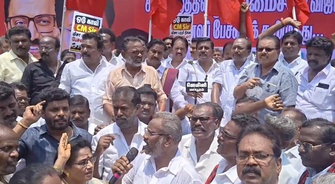 மயிலாடுதுறை வருவாய்&பேரிடர் மேலாண்மை துறை சார்பில் செங்கோட்டையன் அமைச்சர் பேட்டி