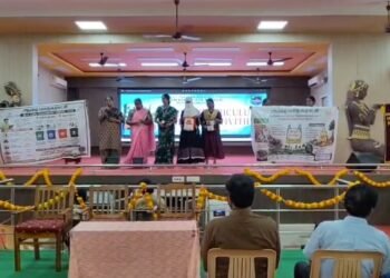 மயிலாடுதுறை வருவாய்&பேரிடர் மேலாண்மை துறை சார்பில் செங்கோட்டையன் அமைச்சர் பேட்டி