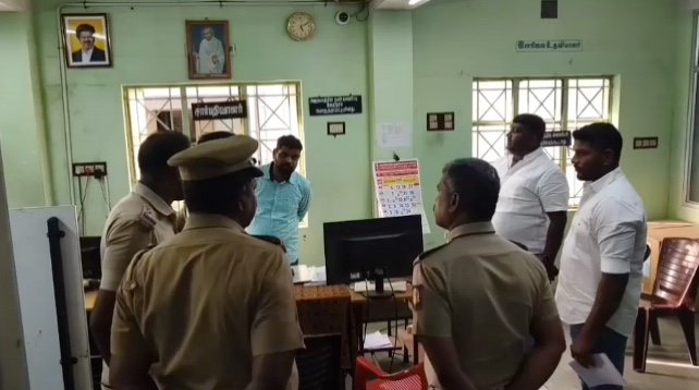 ஈரானிய கடற்கொள்ளையர்கள் சுட்டதில் சவுதி அரேபியாவில் உயிரிழந்த 2 மீனவர்களுக்குஅரசு அதிகாரிகள் அஞ்சலி