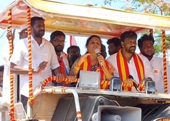 ஈரானிய கடற்கொள்ளையர்கள் சுட்டதில் சவுதி அரேபியாவில் உயிரிழந்த 2 மீனவர்களுக்குஅரசு அதிகாரிகள் அஞ்சலி