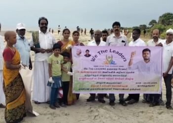 சர்வதேச கடற்கரை தூய்மை தினம் தரங்கம்பாடி கடற்கரையில் 750 கிலோ குப்பைகள் அகற்ற பணி
