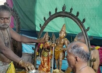 சர்வதேச கடற்கரை தூய்மை தினம் தரங்கம்பாடி கடற்கரையில் 750 கிலோ குப்பைகள் அகற்ற பணி