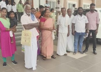 சர்வதேச கடற்கரை தூய்மை தினம் தரங்கம்பாடி கடற்கரையில் 750 கிலோ குப்பைகள் அகற்ற பணி