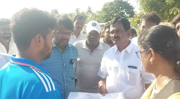FQL நிறுவனத்தின் மோசடியால் பாதிக்கப்பட்ட ஒரே கிராமம் பாதிக்கப்பட்ட நிலை பணத்தை மீட்டுதர மனு