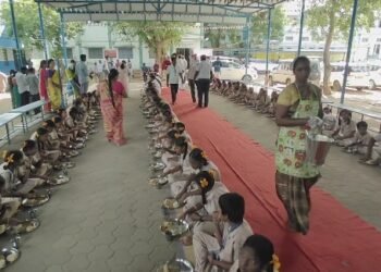 FQL நிறுவனத்தின் மோசடியால் பாதிக்கப்பட்ட ஒரே கிராமம் பாதிக்கப்பட்ட நிலை பணத்தை மீட்டுதர மனு