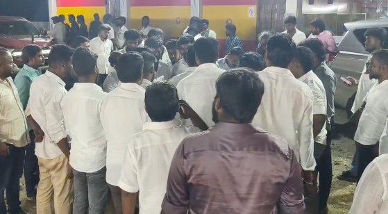 சீர்காழி நகராட்சியில் லஞ்ச ஒழிப்பு போலீஸ் சோதனை- 52,280 பறிமுதல்- 2,20,546 வரி வசூல்