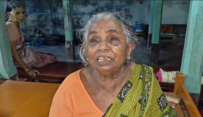 குத்தாலம் அருகே வீட்டினுள் புகுந்த முகமூடி நபர் மூதாட்டியை மிரட்டி 71/2பவுன் நகை50,000பணம் திருட்டு