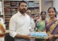 குத்தாலம் அருகே வீட்டினுள் புகுந்த முகமூடி நபர் மூதாட்டியை மிரட்டி 71/2பவுன் நகை50,000பணம் திருட்டு