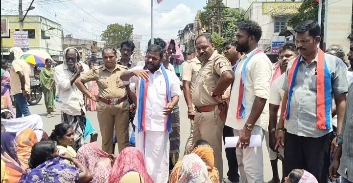 தூக்கிட்டு தற்கொலை பெண்ணின் மரணத்தில் சந்தேகம் உறவினர்கள் அரசு மருத்துவமனையில் குவிந்ததால் பரபரப்பு