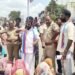 தூக்கிட்டு தற்கொலை பெண்ணின் மரணத்தில் சந்தேகம் உறவினர்கள் அரசு மருத்துவமனையில் குவிந்ததால் பரபரப்பு