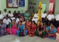 தூக்கிட்டு தற்கொலை பெண்ணின் மரணத்தில் சந்தேகம் உறவினர்கள் அரசு மருத்துவமனையில் குவிந்ததால் பரபரப்பு