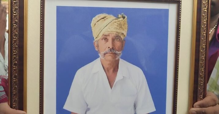 தூக்கிட்டு தற்கொலை பெண்ணின் மரணத்தில் சந்தேகம் உறவினர்கள் அரசு மருத்துவமனையில் குவிந்ததால் பரபரப்பு