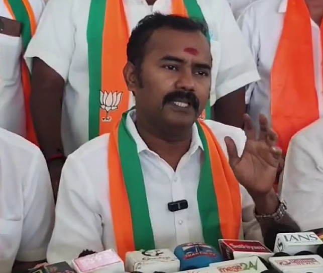 தலைமை தேர்தல் அதிகாரி ஞானேஷ் குமார் பதவி விலக வலியுறுத்தி SDPI சார்பில் கண்டன ஆர்ப்பாட்டம்