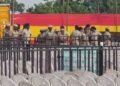திருமணம் செய்து கொள்வதாகக் கூறி 15லட்சத்து 37,000பணத்தை மோசடி துணை ராணுவப்படை பெண் வீரர் & 3பேர் கைது